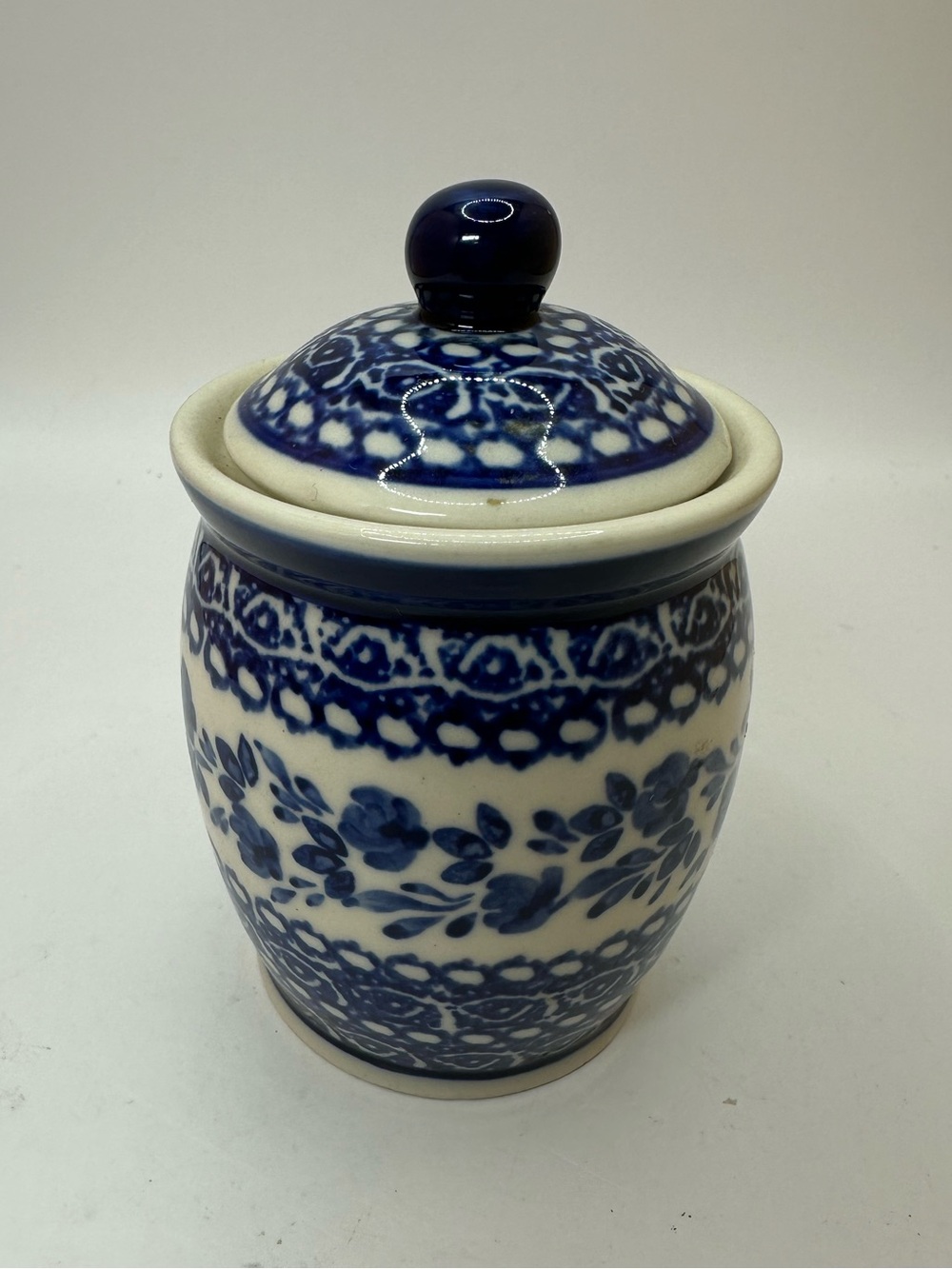 Miniature Polish Pottery Jar with Lid. Blue and White.